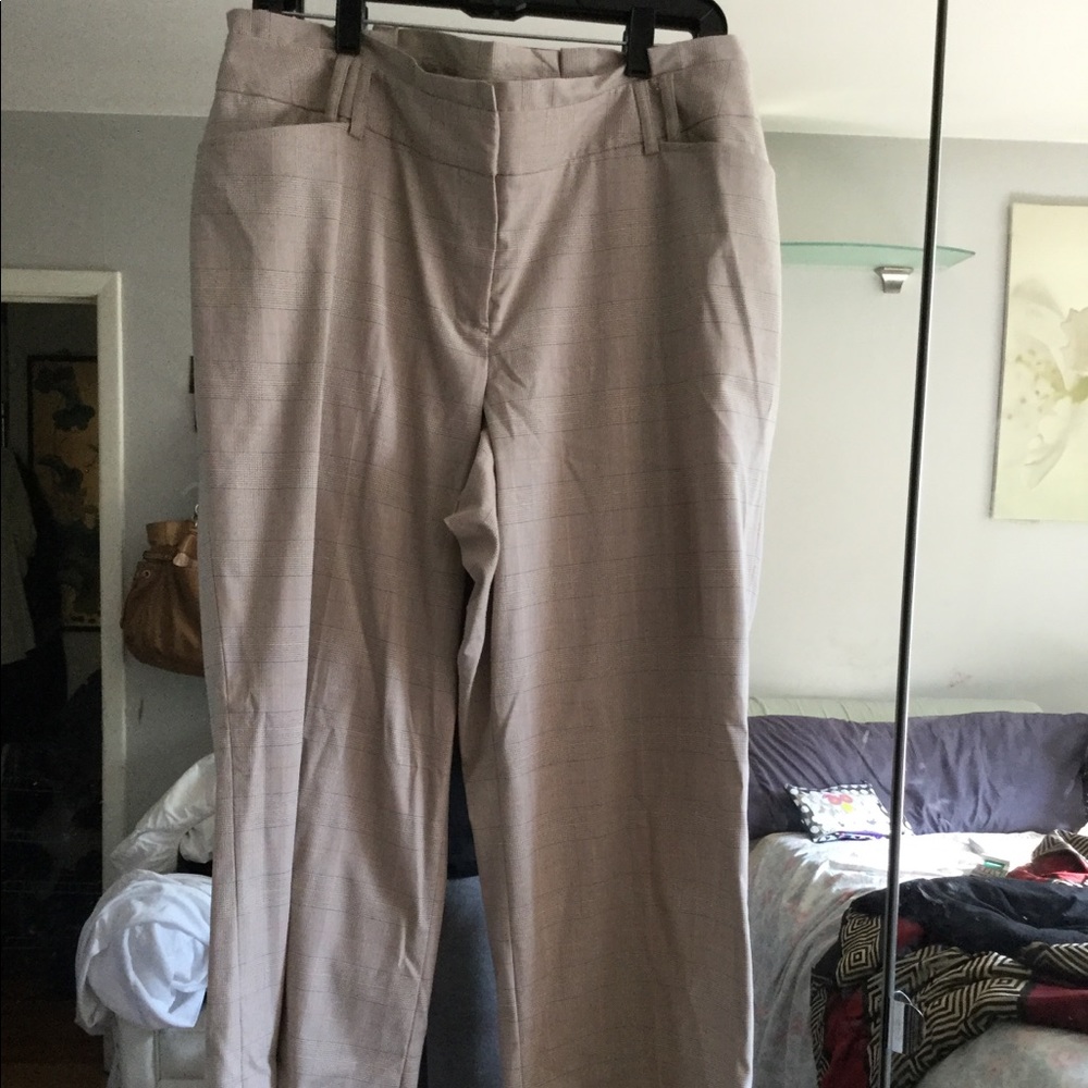 NWOT Lane Bryant Plaid Pants in Size 14